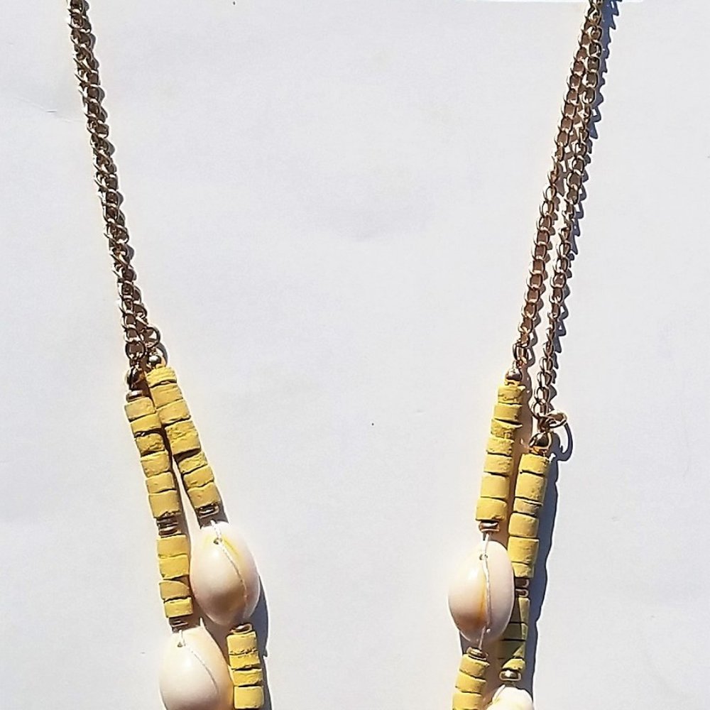 Carol Dauplaise 2 Layer Bead and Seashell Necklace